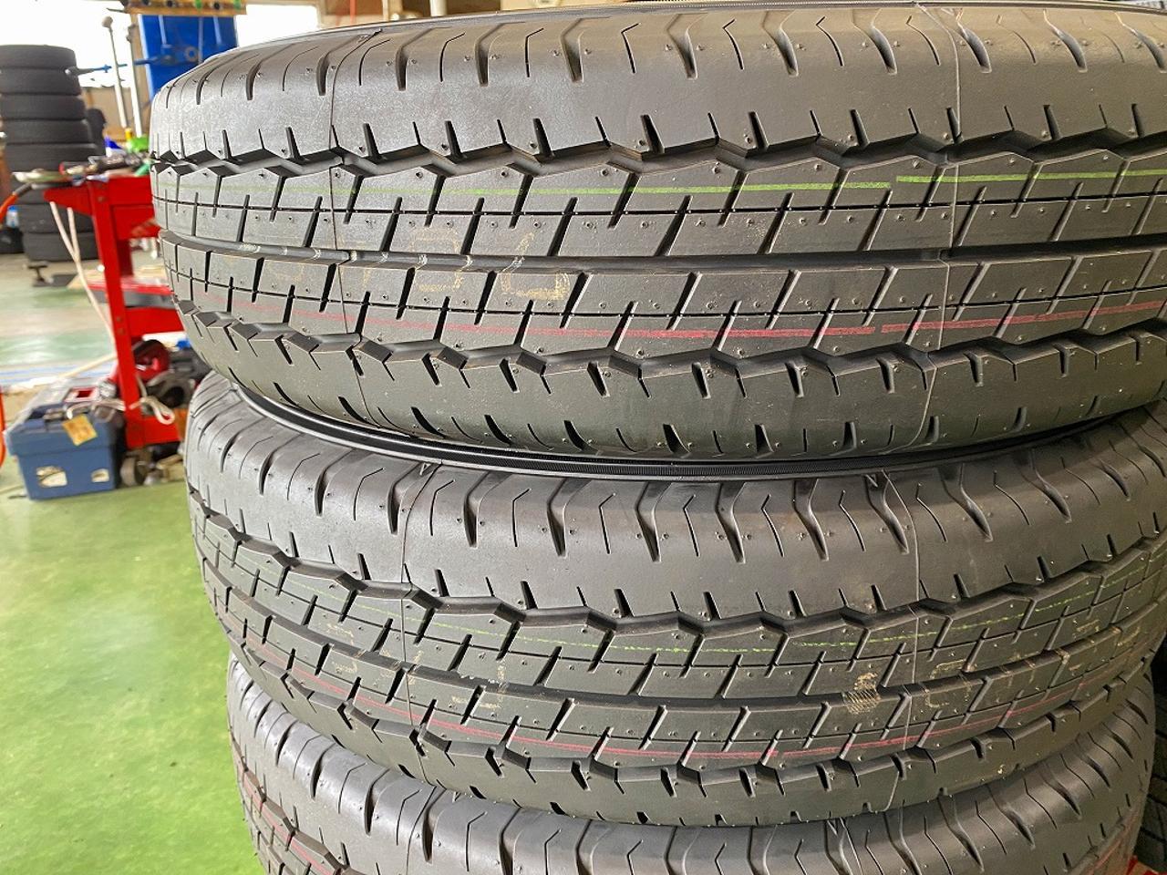新品未使用　2026年製 DUNLOP SP175N 195/80R15 4本 DUNLOP SP175N 195/80R15 107/105S LT 2026年製 4本 | 目立った傷や