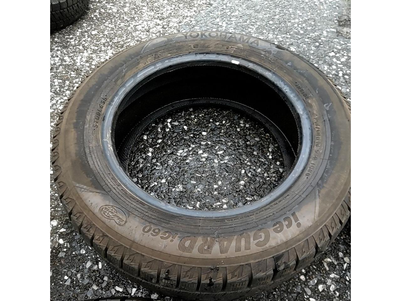 YOKOHAMA IG60 215/60R16スタッドレスタイヤ２本 YOKOHAMA ice GURAD IG60 215/60R16 4本 | やや傷や汚れあり | アップ