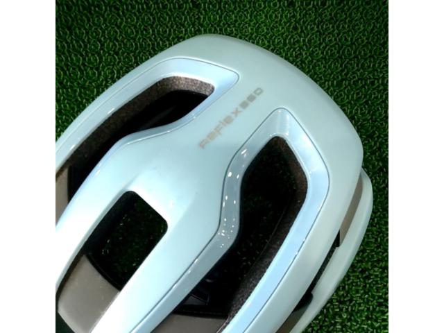 サイズM KPLUS NOVA サイクルヘルメット 水色 CE規格