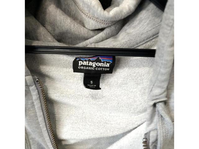 【売約済み 特定のお客様以外注文不可】※リブ伸び サイズS PATAGONIA パーカー グレー