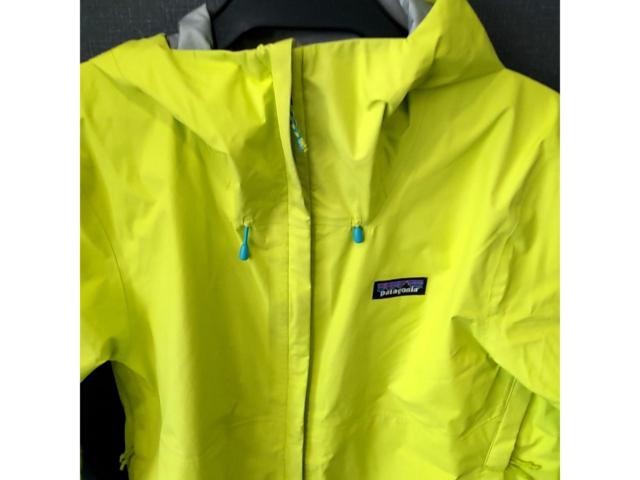サイズS PATAGONIA ナイロンジャケット イエロー