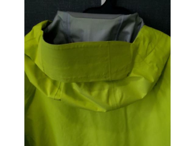 サイズS PATAGONIA ナイロンジャケット イエロー