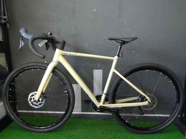 SCOTT SPEEDSTER GRAVEL30 2022年モデル 400系GRX組 700c 2×10s アルミグラベルロードバイク ベージュ サイズ:S 適正身長:165-175cm