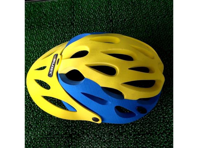 わけあり サイズ不明 RUDYPROJECT モデル不明 ヘルメット イエローxブルー 認定マーク無し