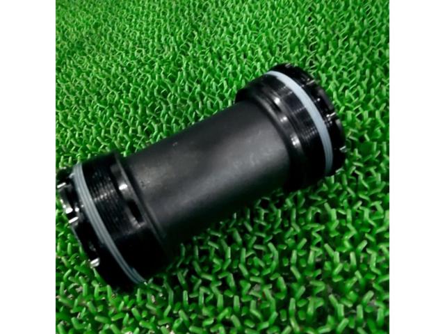 トレック用 SHIM T47-IB 260821-2869 ボトムブラケット