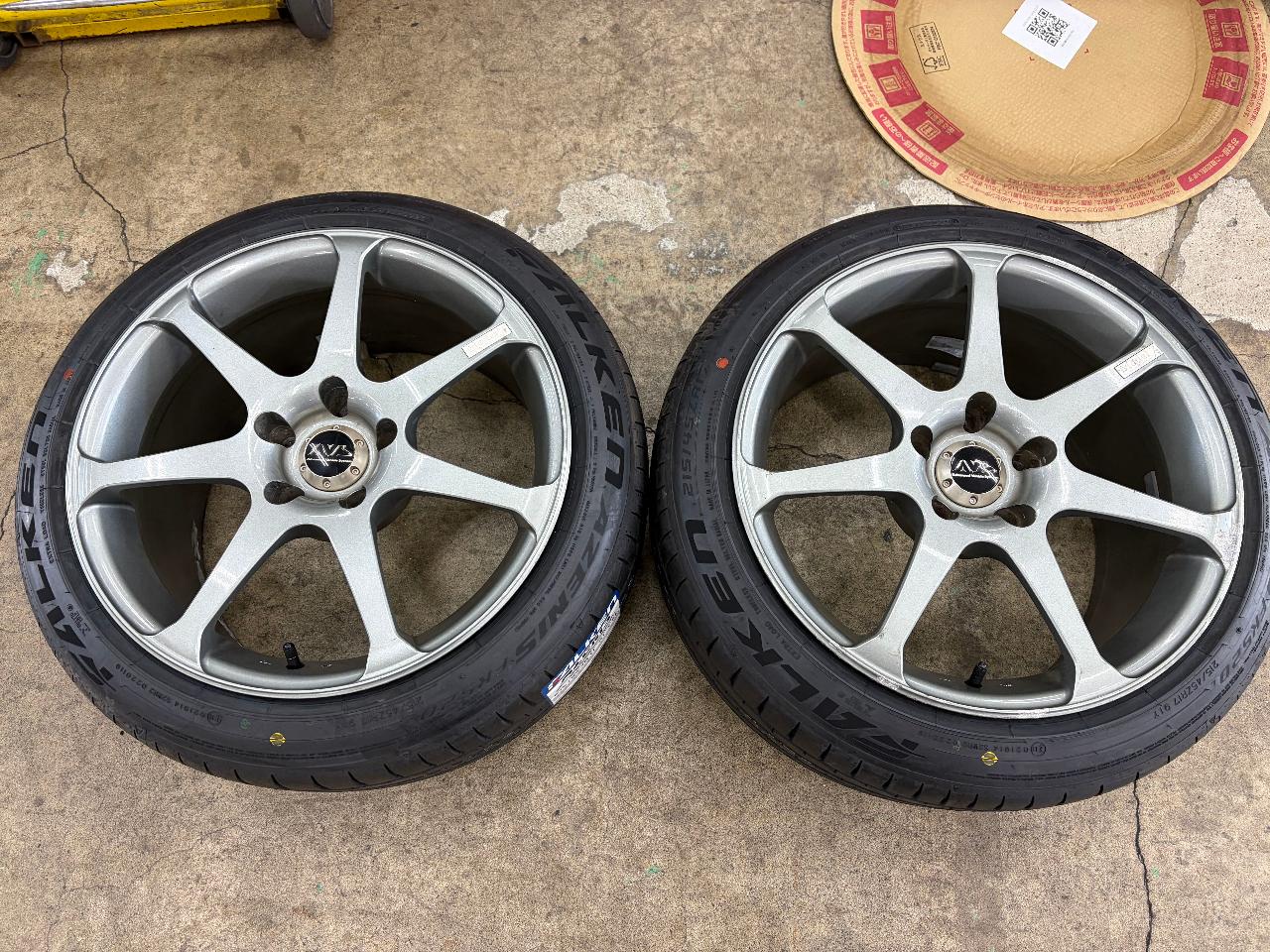 YOKOHAMA AVS MODEL T7 + FALKEN AZENIS FK520L