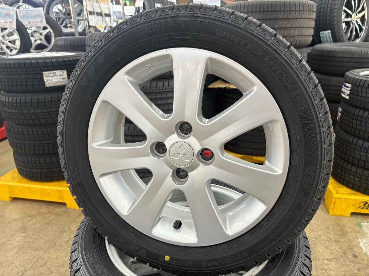 Includes new domestic winter tires. Mitsubishi Eye / HA1W Original wheel + DUNLOP WINTER MAXX WM03