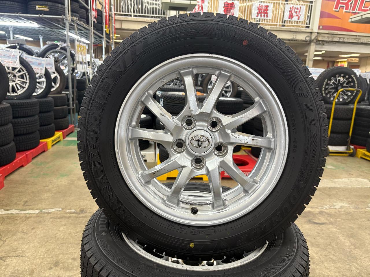 New winter tires included Toyota Prius α / 40 system Previous period Original wheel + DUNLOP WINTERMAXX WM03