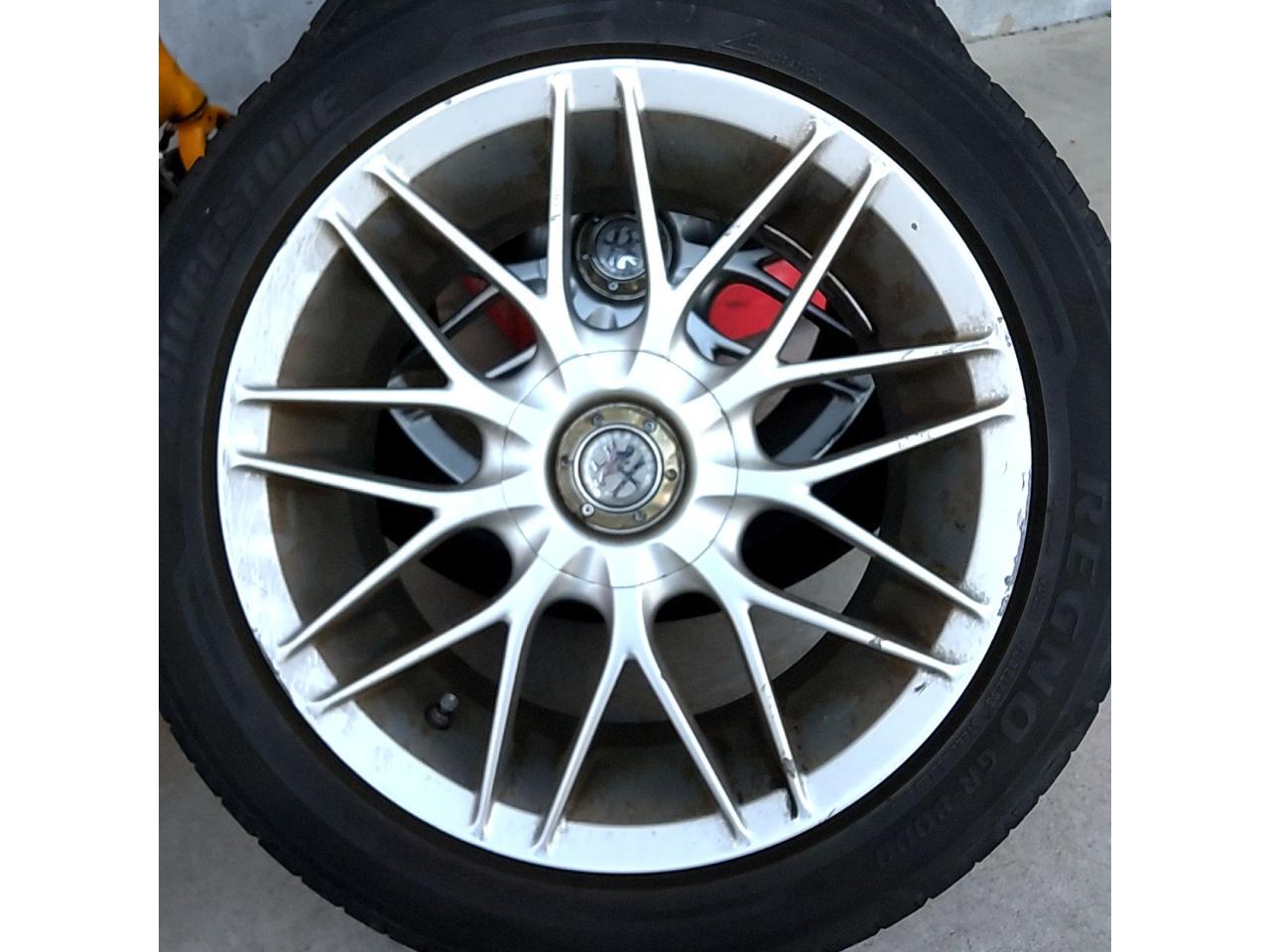 BRIDGESTONE ERGLANZ Multi-hole Alloy Wheels