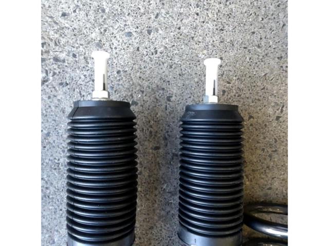 TRD
Rear shock absorber
48530-ZN600
Left and right set for 86/ZN6
