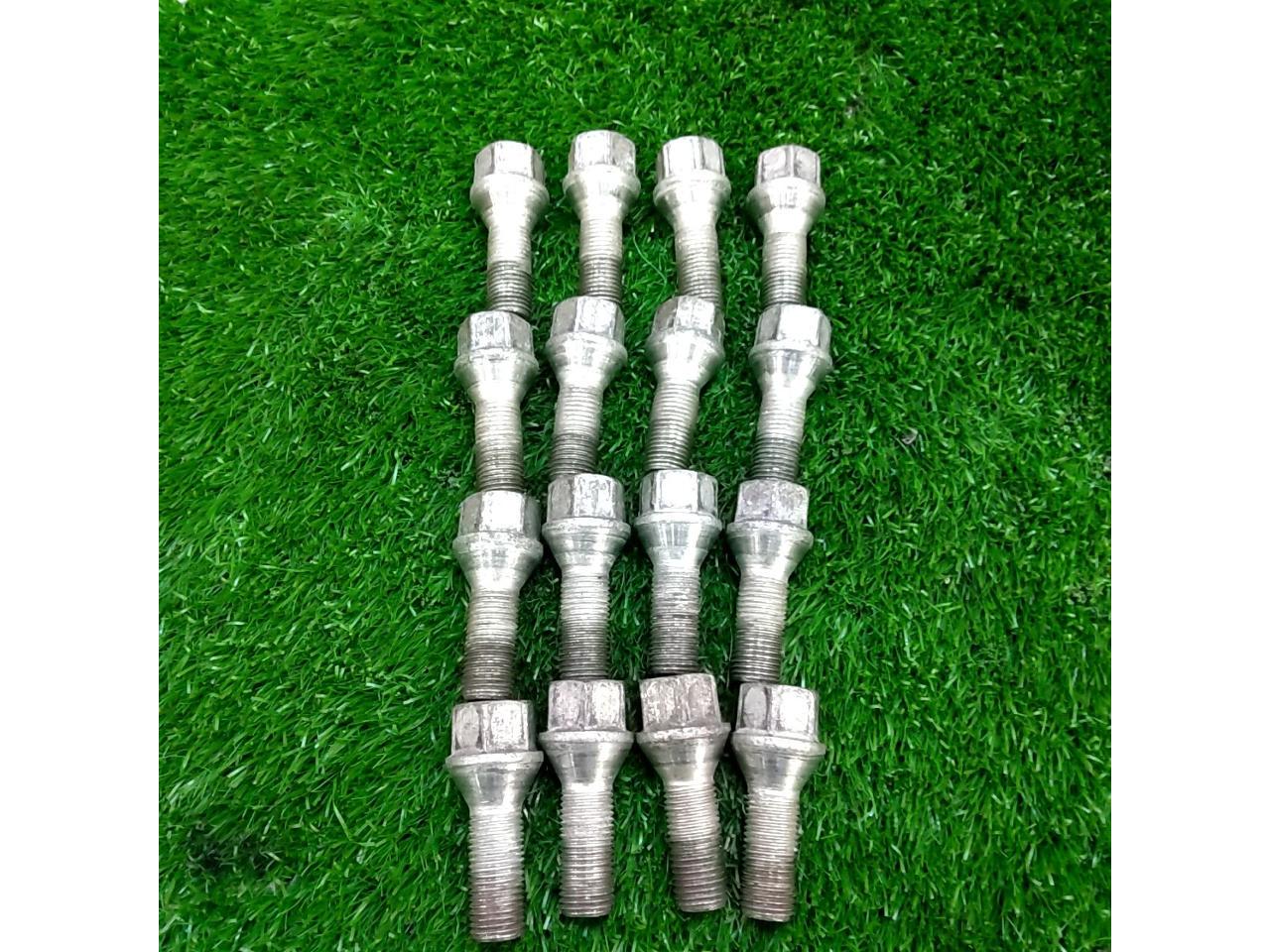 メーカー不明 取付ボルト【M12×P1.25 テーパー座 首下約24mm 17HEX 16個】