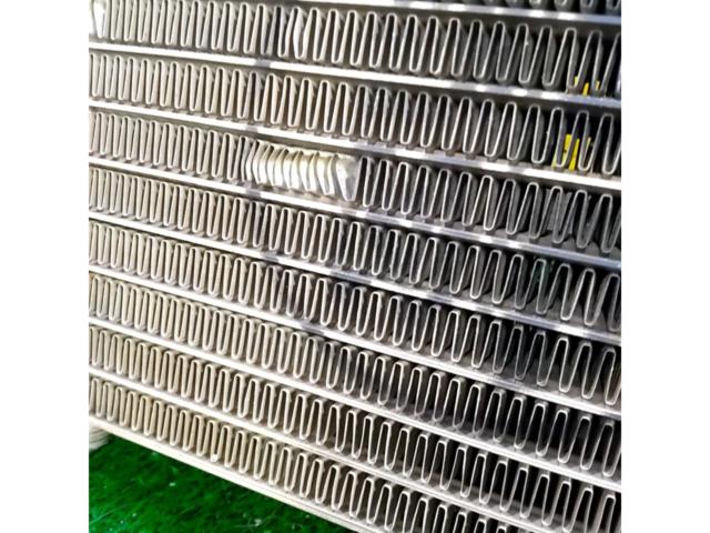Unknown Manufacturer
12-stage oil cooler