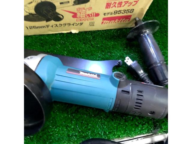 makita
9535B
Disc grinder