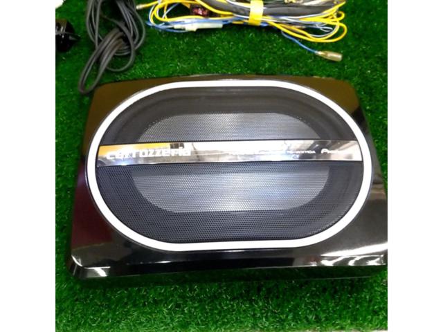 carrozzeria TS-WX110A 21cm×13cmパワードサブウーファー