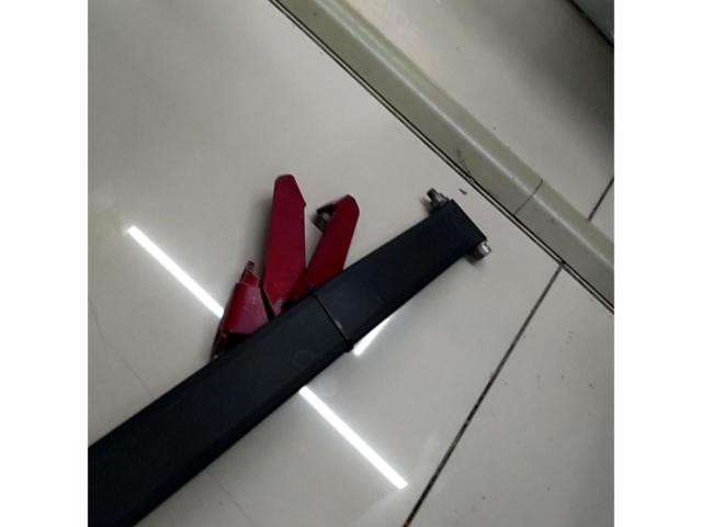 BLITZ Strut Tower Bar フロントタワーバー 96140【ノート/ノートNISMO E12/E12改】