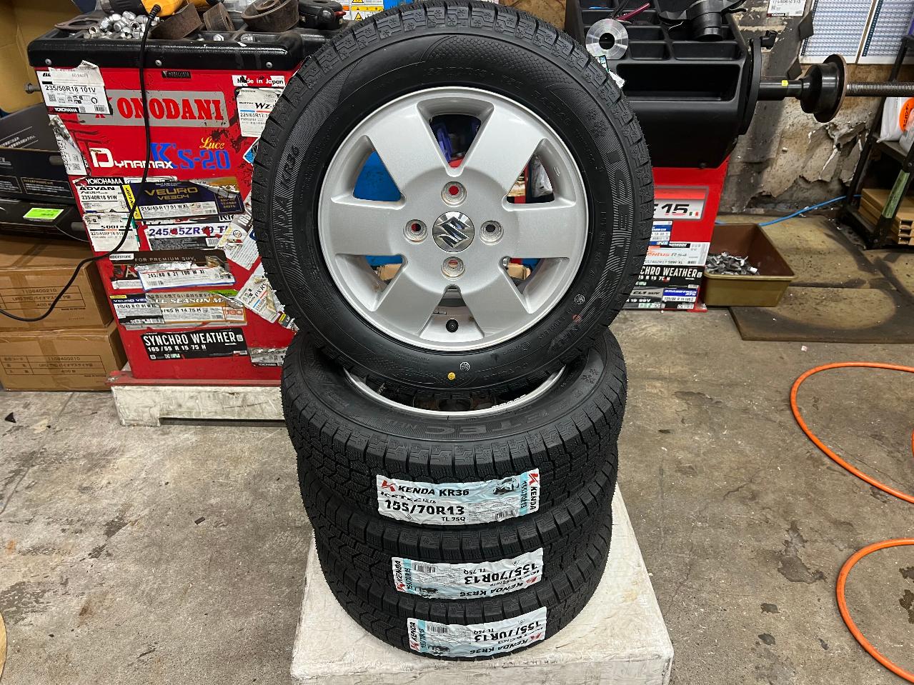 SUZUKI with new tires Every Wagon / DA64W original wheel + KENDA KR36 Every Wagon