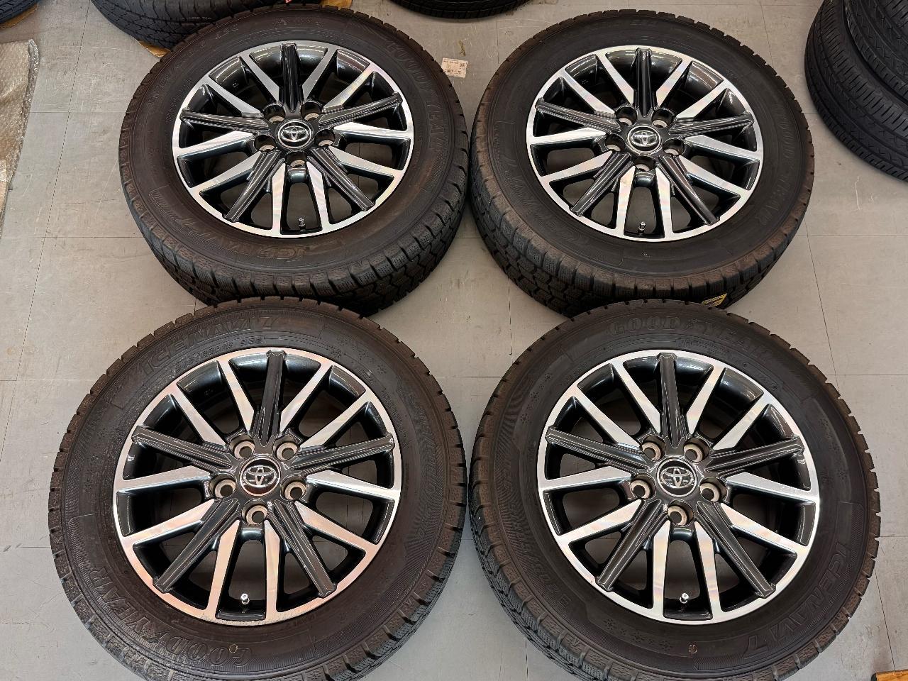C Con Toyota 80 Toyota Voxy Previous term original wheel + GOODYEAR ICENAVI 7