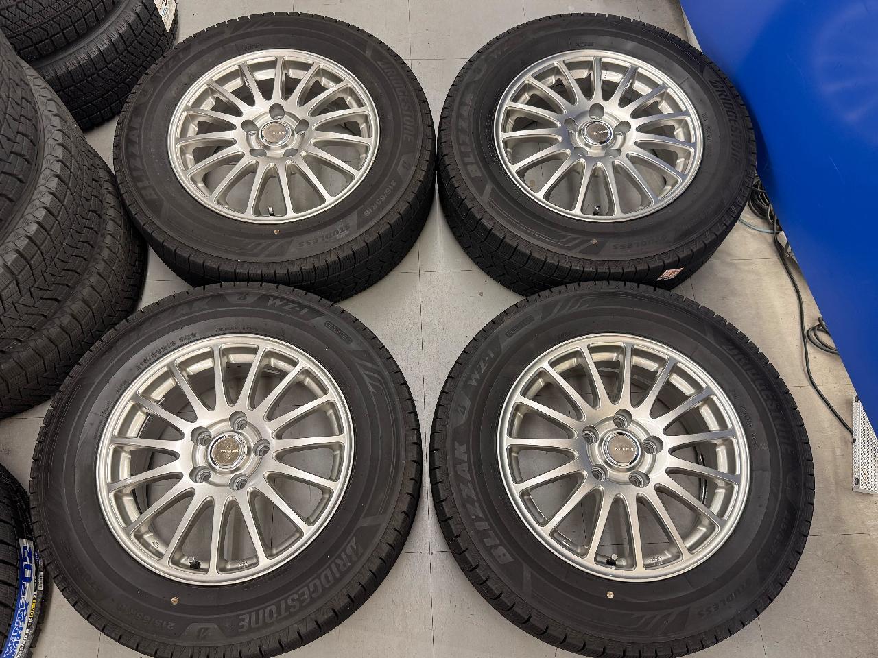 B Con BRIDGESTONE ECO FORME SE-12 + BRIDGESTONE BLIZZAK WZ-1