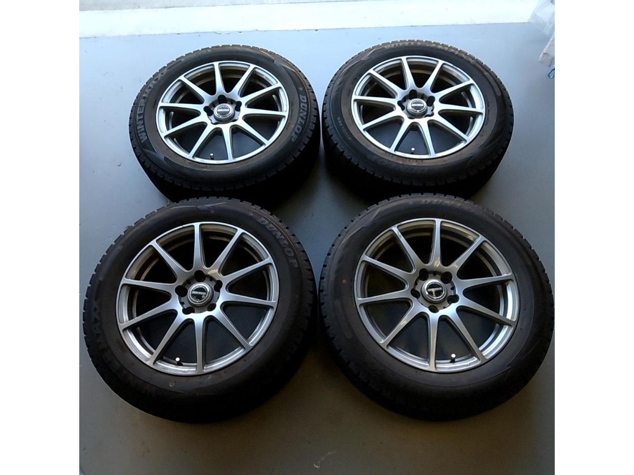HOT STUFF WAREN W01 + DUNLOP WINTER MAXX WM02