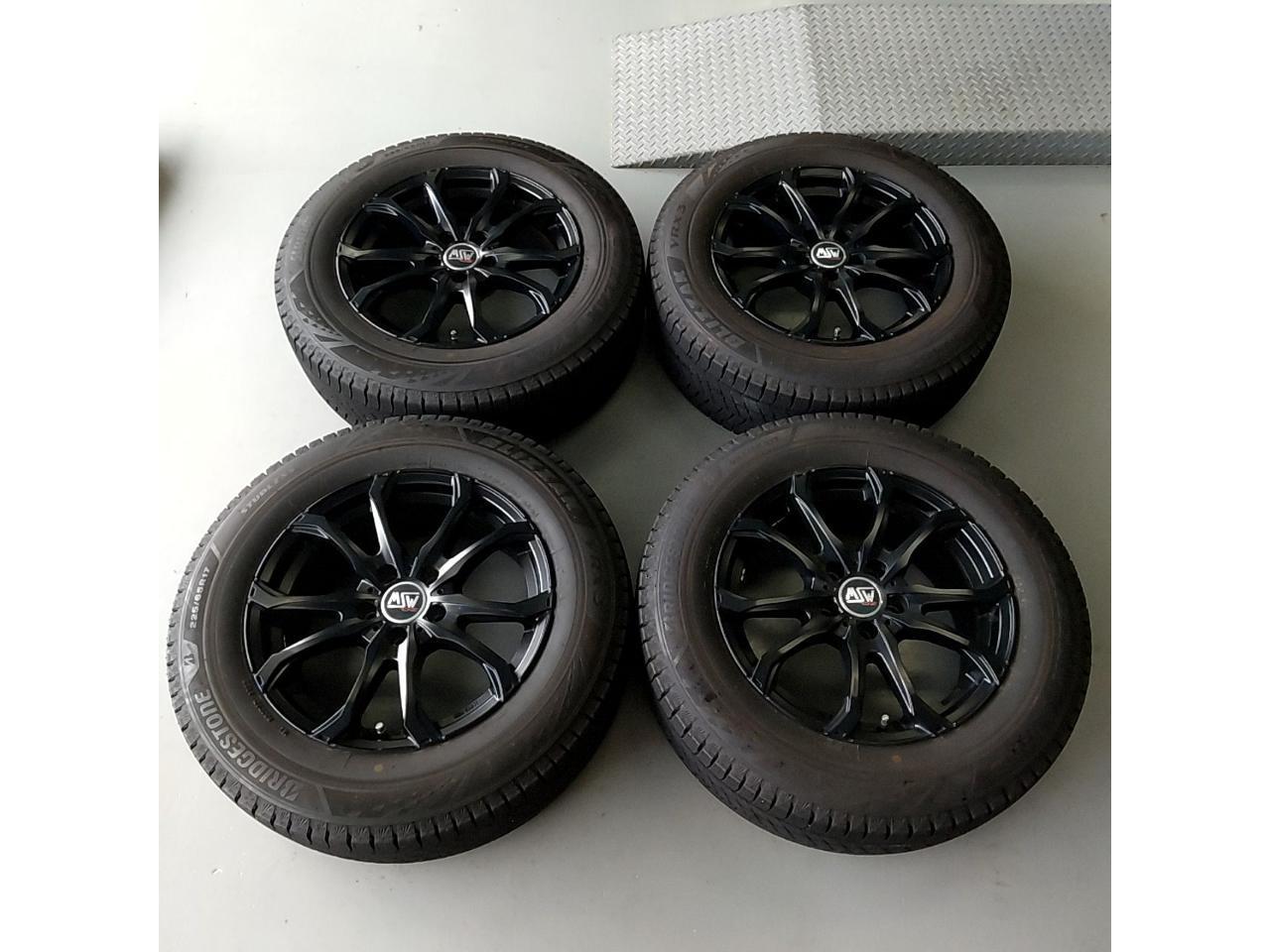 OZ MSW 48+BRIDGESTONE BLIZZAK VRX3