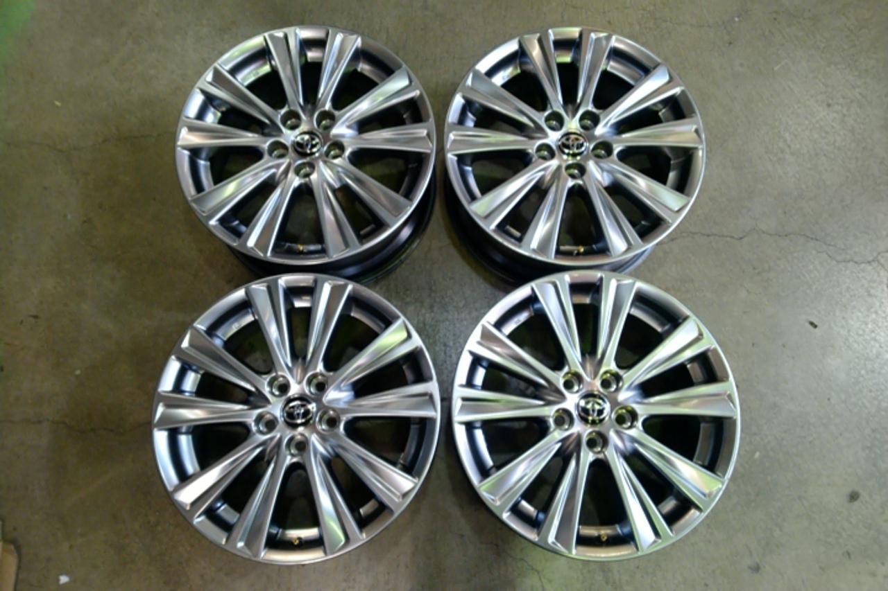 TOYOTA 30 Series Alphard Late Model Genuine Spoke Wheels