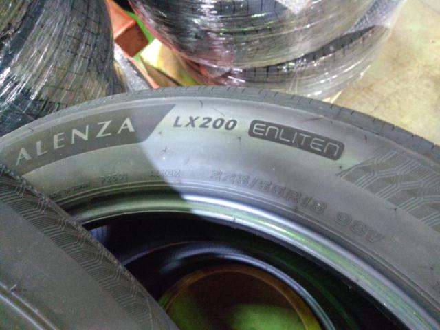 BRIDGESTONE ALENZA LX200
