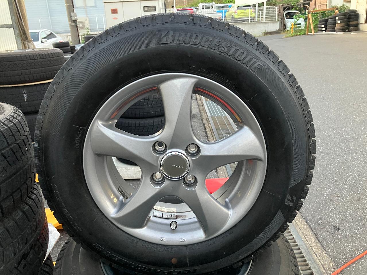 BRIDGESTONE TOPRUN 5-spoke wheel + BRIDGESTONE ICEPARTNER 2 Corolla Fielder/Note/Freed etc. 4 hole car