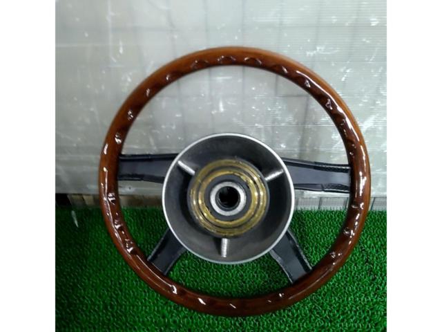 NARDI GARA4 ウッドステアリング 外径360mm ホーンボタン付