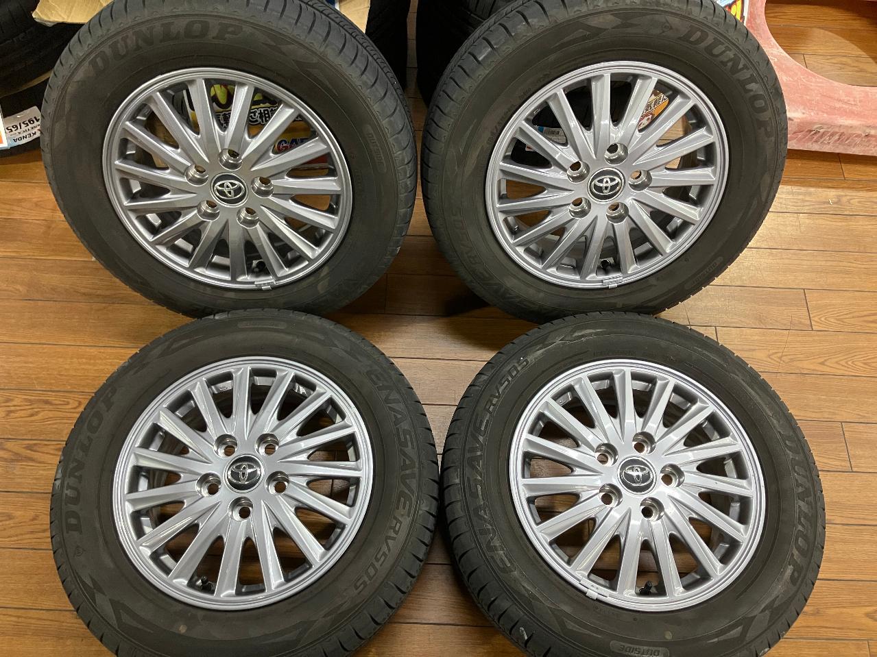 TOYOTA 80 Series Noah/Voxy genuine wheels + DUNLOP ENASAVE RV505