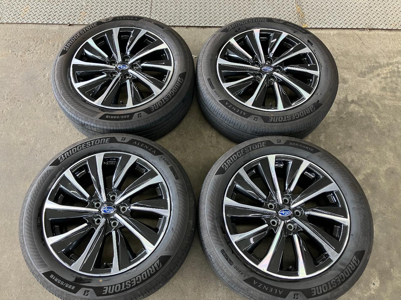 Subaru genuine Revu~ogu VN Original aluminum wheel + BRIDGESTONE ALENZA H / L33 [Revu~ogu Layback repurposed size