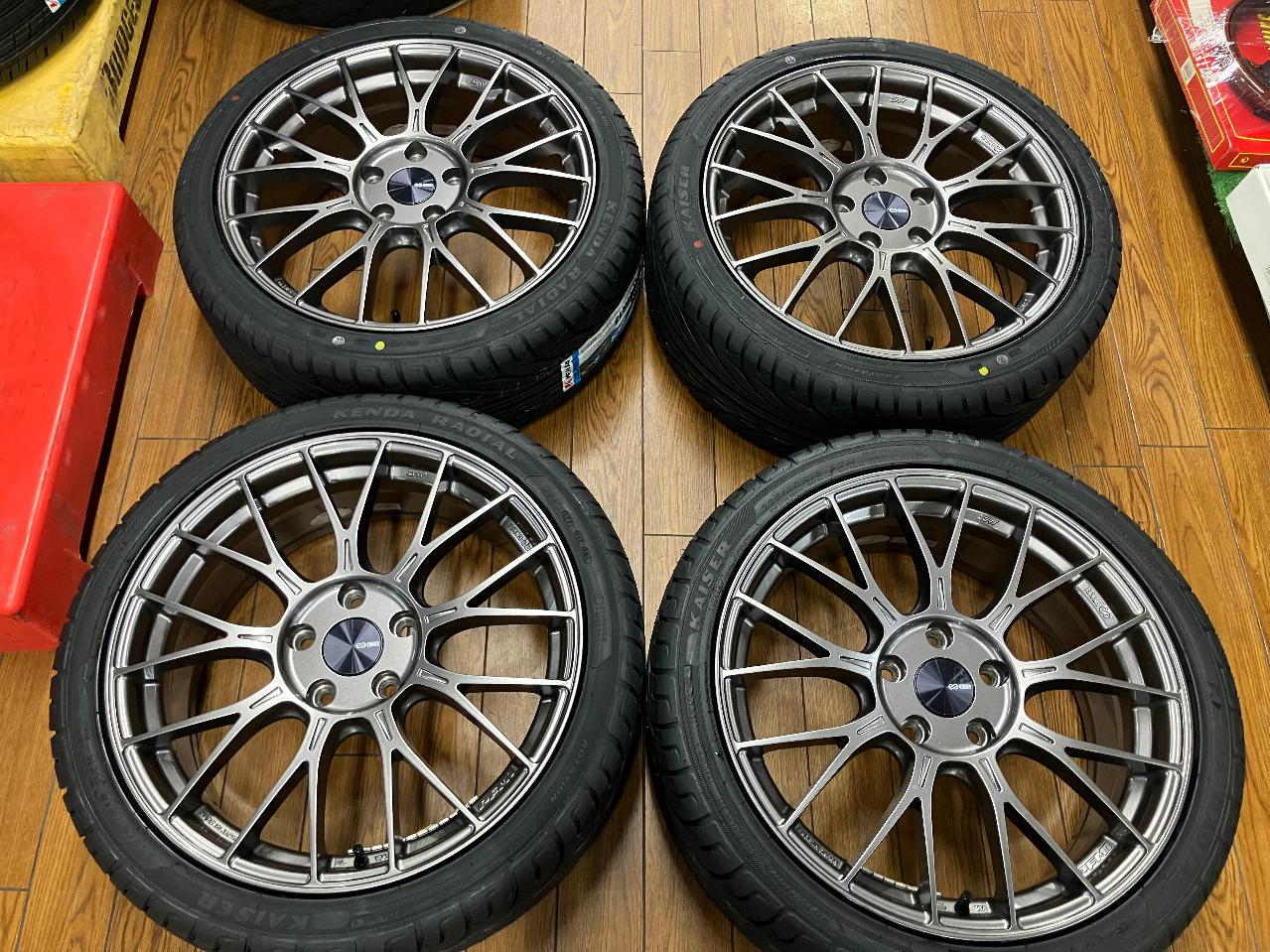 labeled unused ENKEI PerformanceLine PFM 1 + KENDA KR 20 Altezza/Civic/Integra, etc.