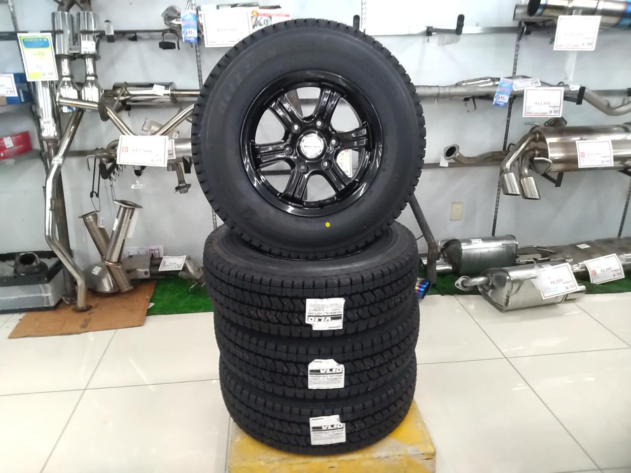 Rembrandt Maestranza 6-spoke + BRIDGESTONE BLIZZAK VL10 with new tires set !!