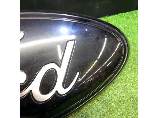 Ford  純正 フロントグリル エンブレム