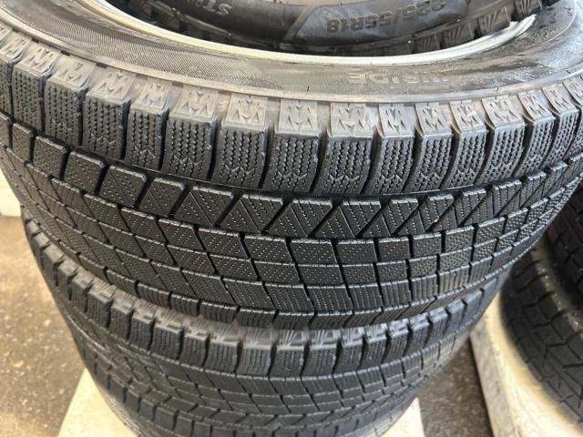 MITSUBISHI  デリカD:5純正ホイール + BRIDGESTONE BLIZZAK VRX3