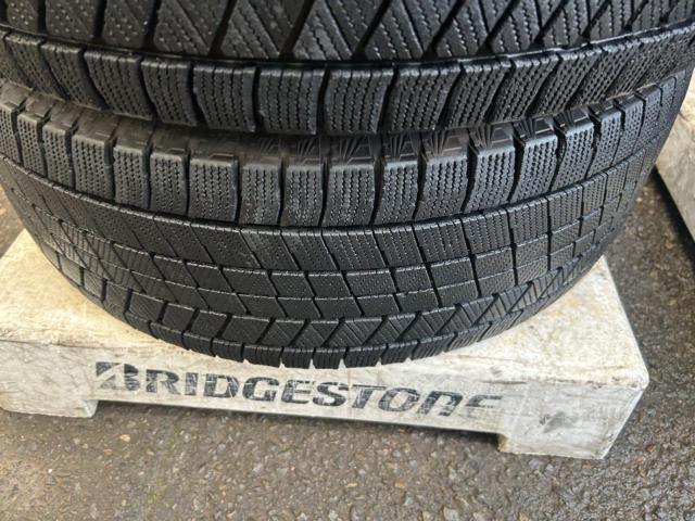 MITSUBISHI  デリカD:5純正ホイール + BRIDGESTONE BLIZZAK VRX3