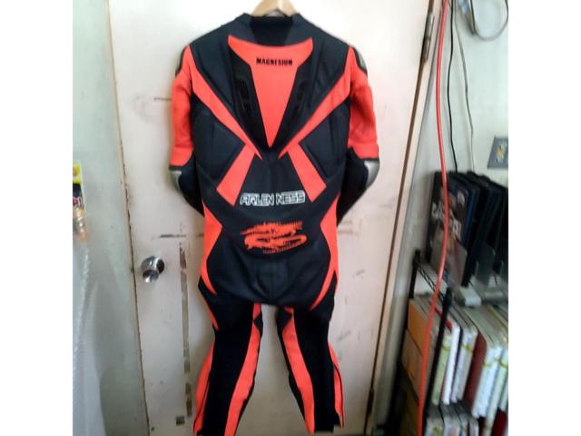 サイズ52 ARLEN NESS  レーシングスーツ