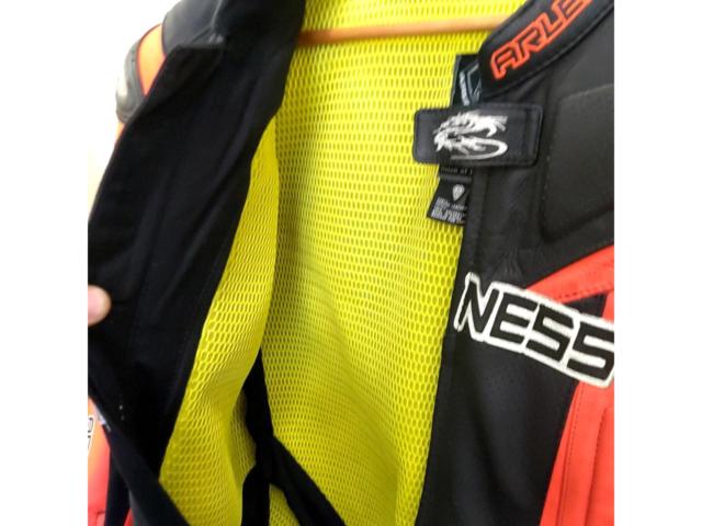 サイズ52 ARLEN NESS  レーシングスーツ