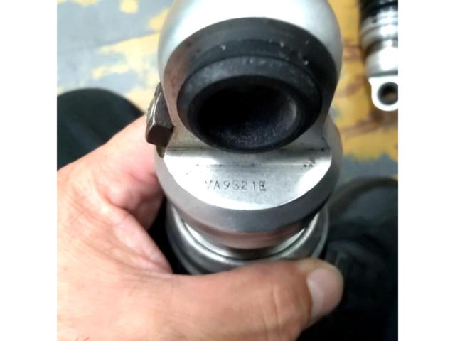SR400 OHLINS YA9521 リアショックサスペンション