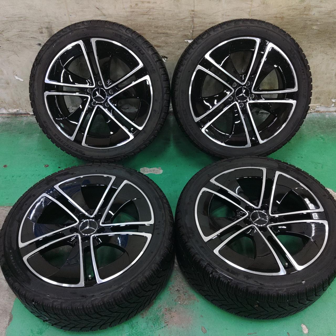 Mercedes-Benz genuine CLE Original option wheel + MICHELIN X-ICE SNOW