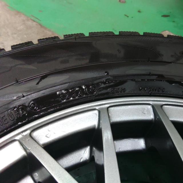 HOT STUFF(ホットスタッフ) Exceeder(エクシーダー) + DUNLOP(ダンロップ) WINTER MAXX WM03