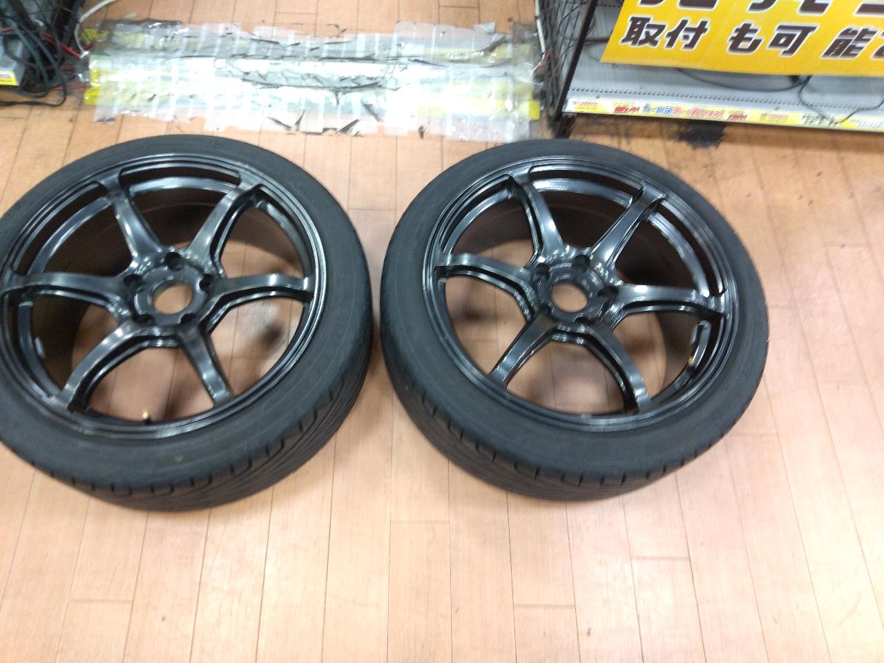 Unknown Manufacturer 6-spoke wheel + TRIANGLE TR968