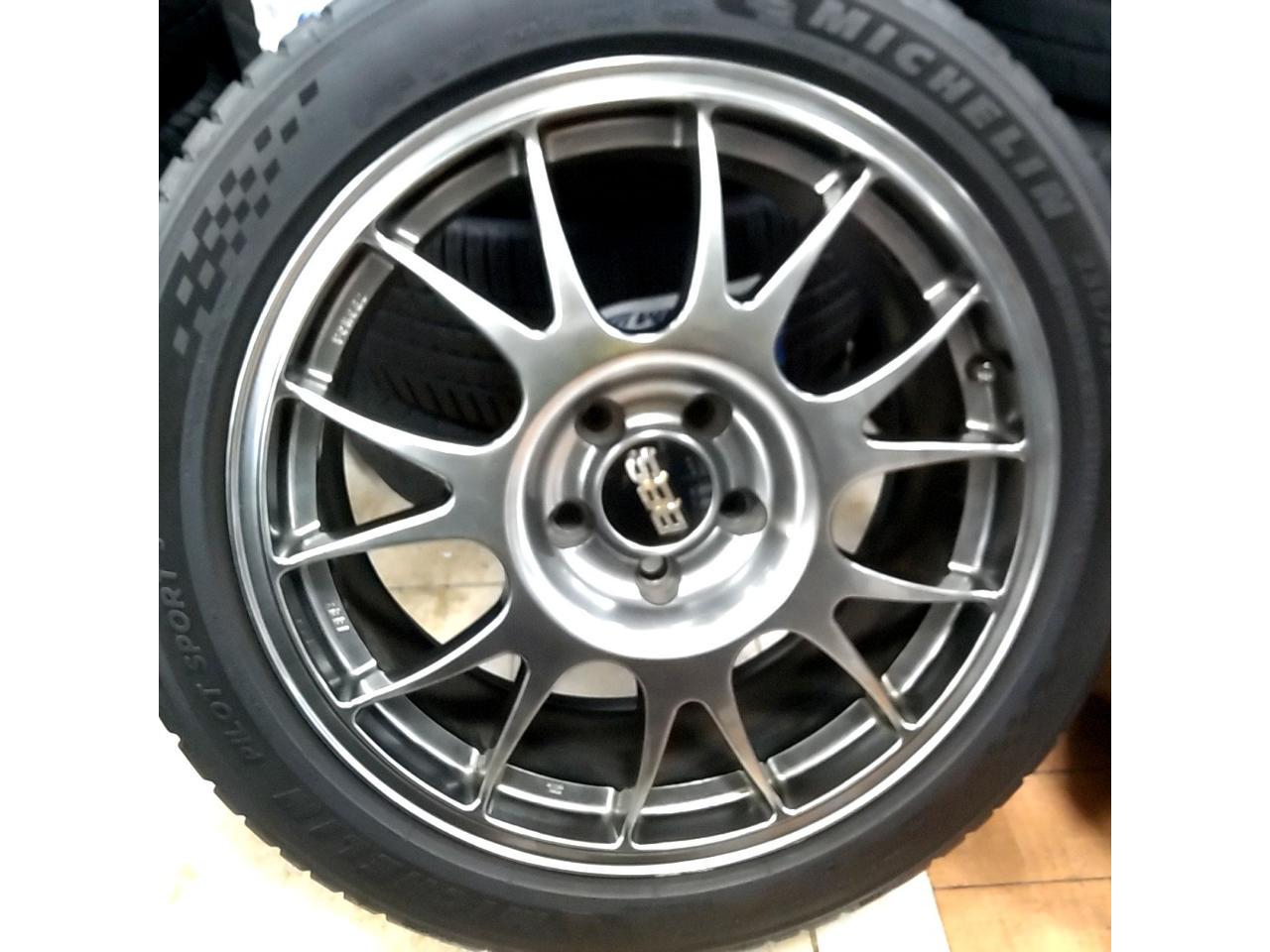 BBS RE771 + MICHELIN PILOT SPORT5 235 / 45ZR18 Four