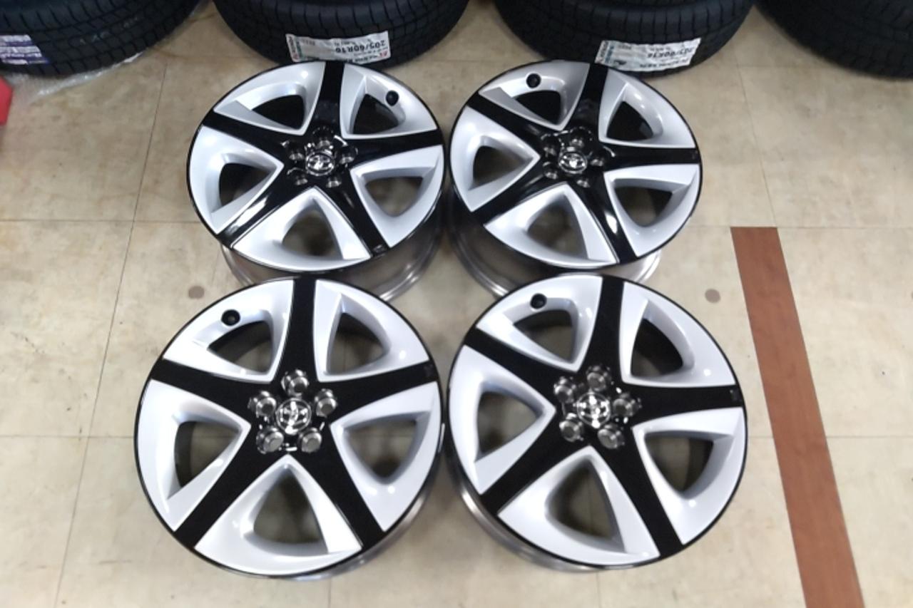Toyota Prius / 50 system Touring Selection Original wheel