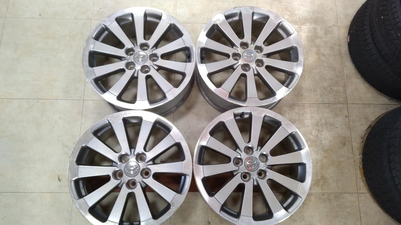 Toyota Mark X Gio Late version Original wheel