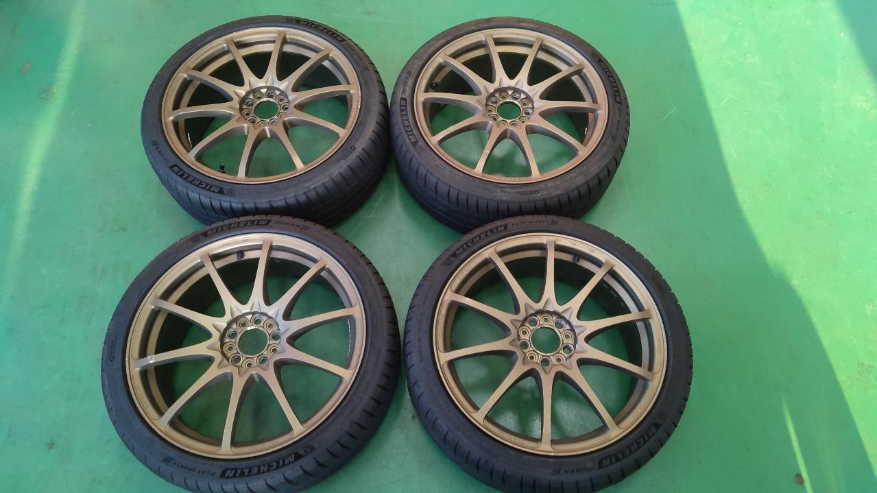 RAYS VOLK RACING CE28NF + MICHELIN PILOT SPORT 4S