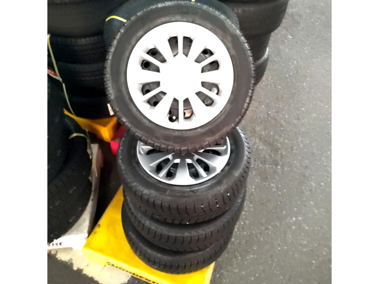 TOYOTA Rumi Series M900 Genuine steel wheel + MICHELIN X-ICE