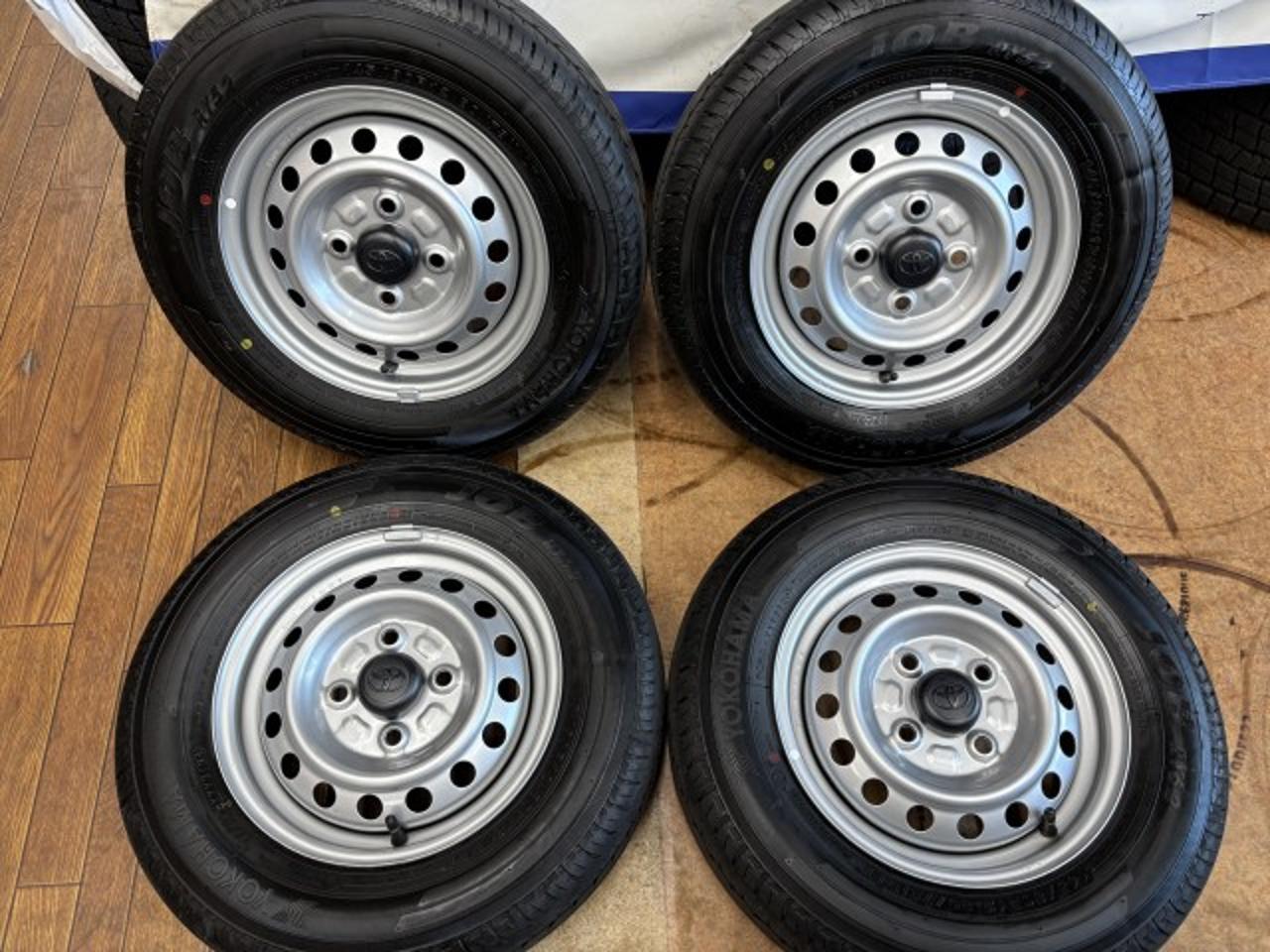 TOYOTA Pixis Van genuine steel wheels + YOKOHAMA JOB RY52 145 / 80R12