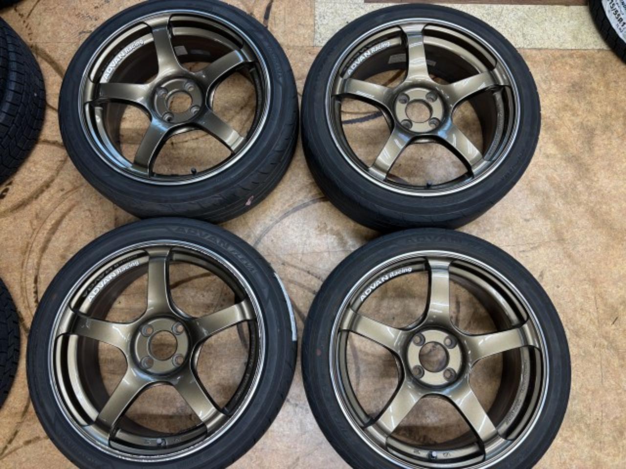 Try them on for free! YOKOHAMA ADVAN Racing TC-4 + YOKOHAMA ADVAN FLEVA V701 195 / 45R17