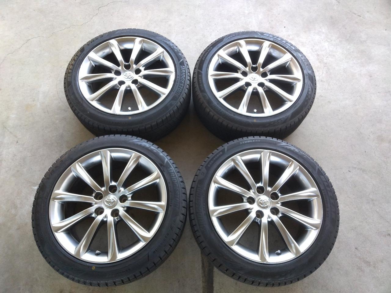 Toyota GRX130 Mark X Original wheel + BRIDGESTONE BLIZZAK VRX3