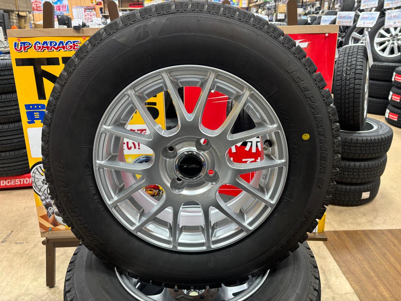 BRIDGESTONE TOPRUN M7 + BRIDGESTONE ICEPARTNER2 Notebook/E12